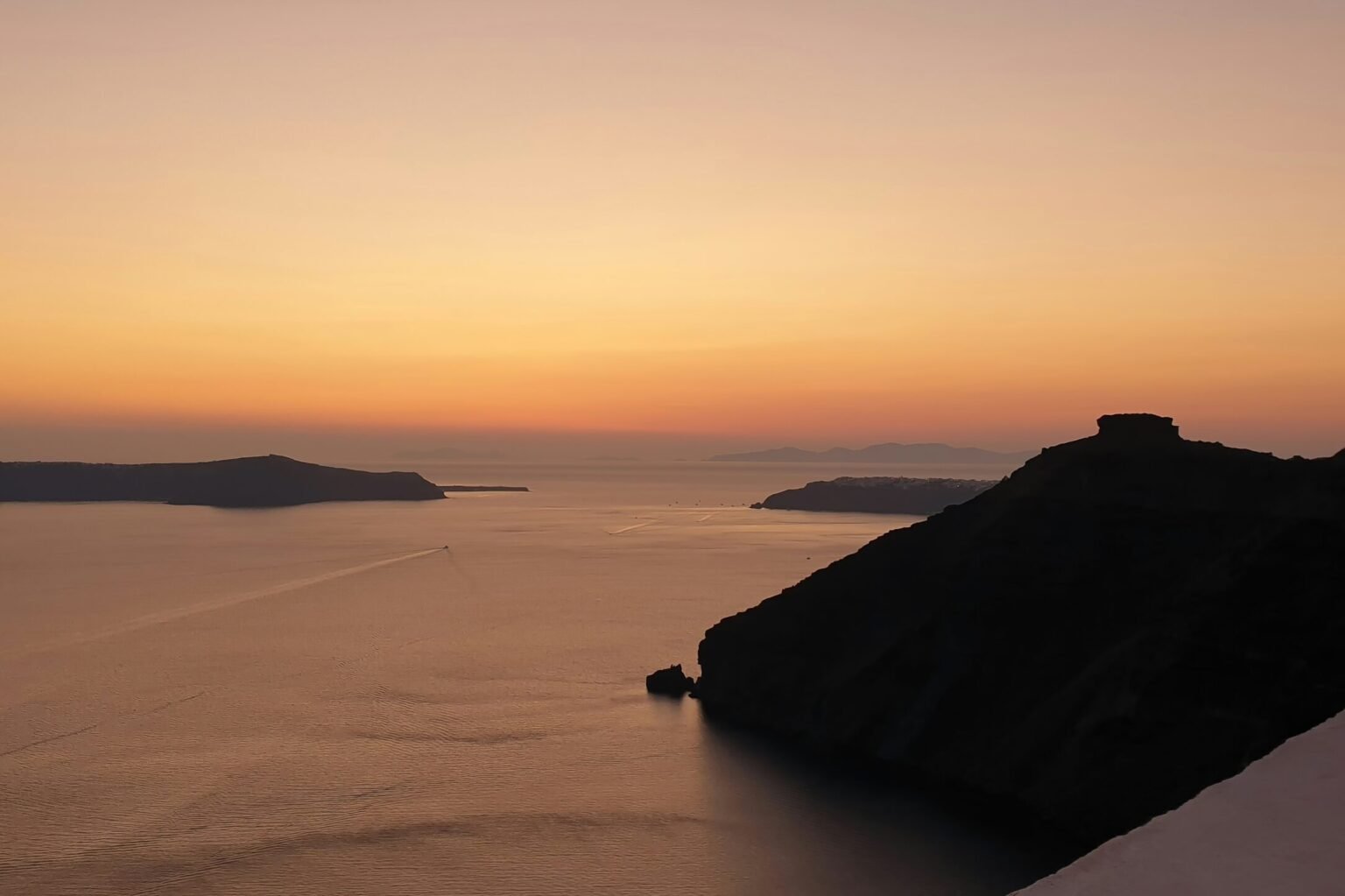 Santorini yacht charter